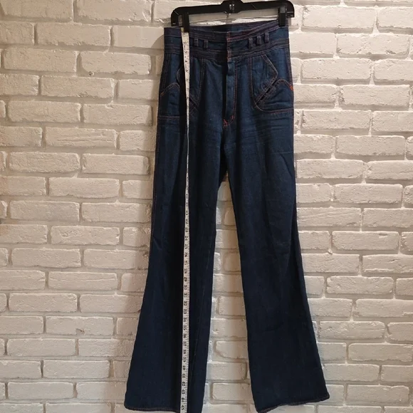 Vintage 70's n'est-ce pas? jeans.